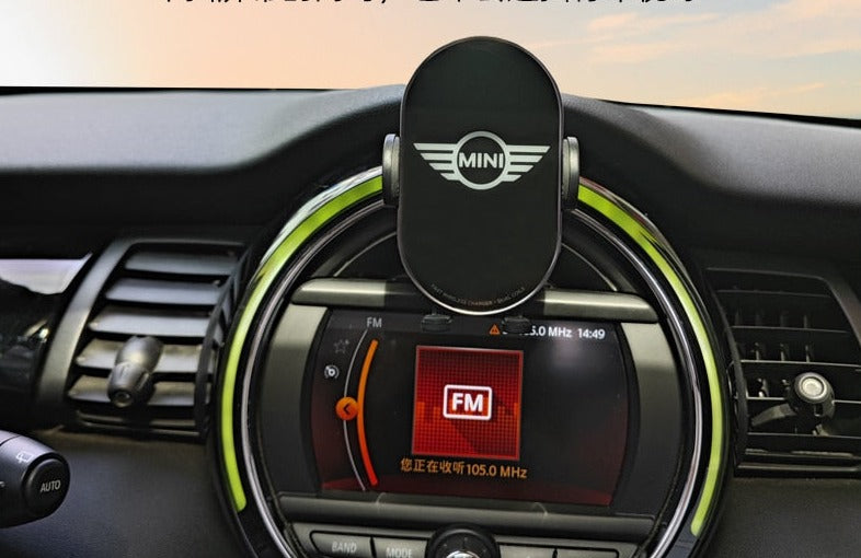 Infrared Sensor Automatic Qi Fast Wireless Car Phone Charger for Mini Cooper S JCW One F54 F55 F56 F60