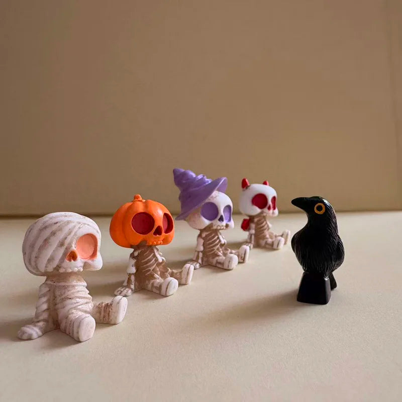 Halloween Mini Figurines Set 4Pcs Spooky Resin Decor with Pumpkins Ghosts Skulls