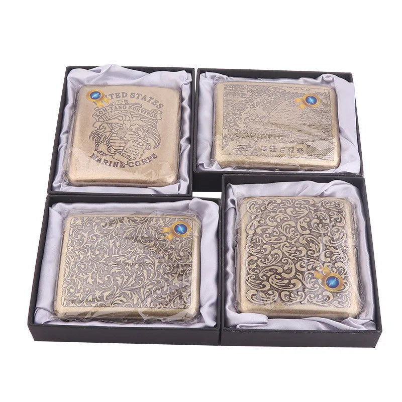 Classic Retro Cigarette Case Portable 20 Capacity Cigarettes Box Smoking Accessories Storage