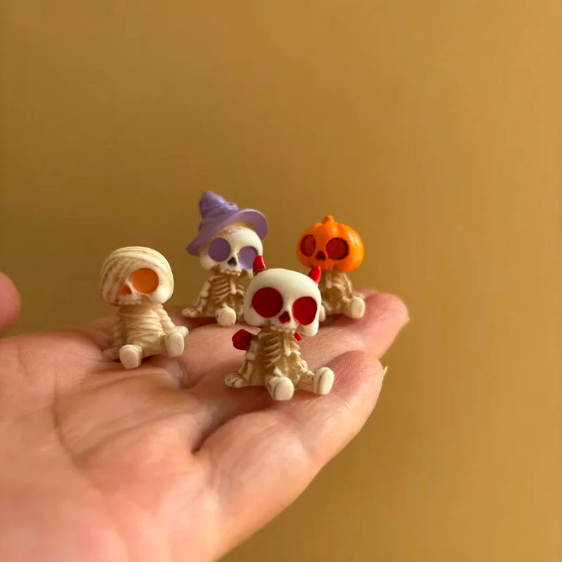 Halloween Mini Figurines Set 4Pcs Spooky Resin Decor with Pumpkins Ghosts Skulls